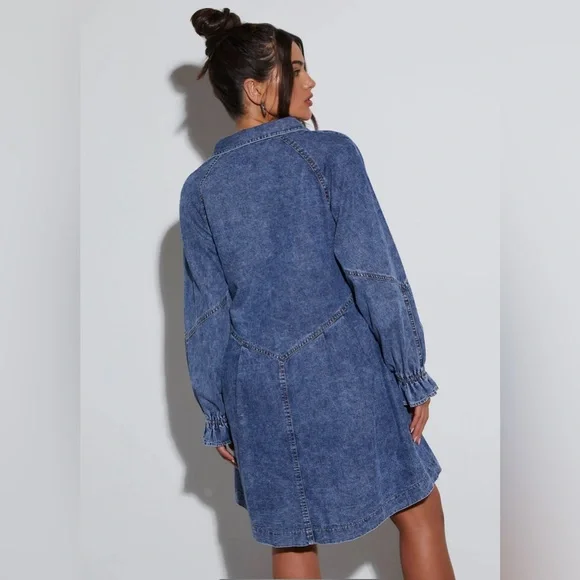 NWT! Fate Chambray Jean Dress / Size S - Picture 2 of 8